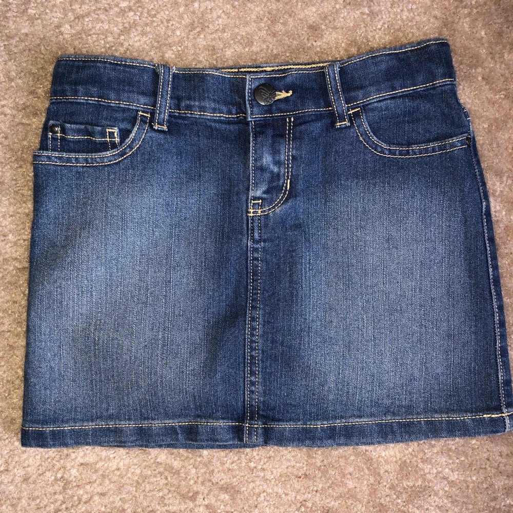 NWOT Girls Children’s Place Jean Skirt, size 8